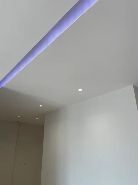 Tirane, ofroj Sherbime Istalime Elektrike dhe riparime Elektrike