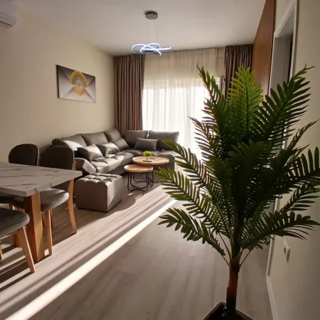 Tirane, jepet me qera apartament 2+1+Ballkon , 75 m² 900 € (Zogu i Zi)