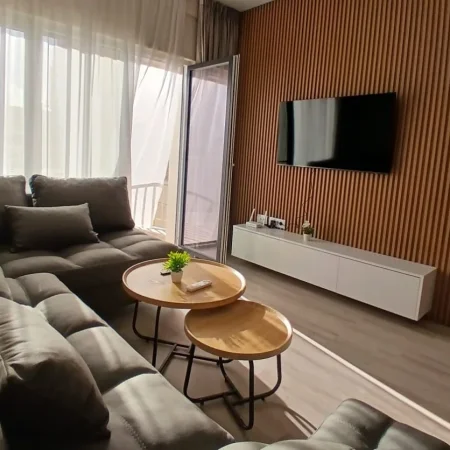 Tirane, jepet me qera apartament 2+1+Ballkon , 75 m² 900 € (Zogu i Zi)
