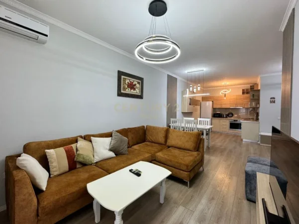 Tirane, jepet me qera apartament 2+1 Kati 11, 81 m² 1.000 € (gjimnazi petro nini)
