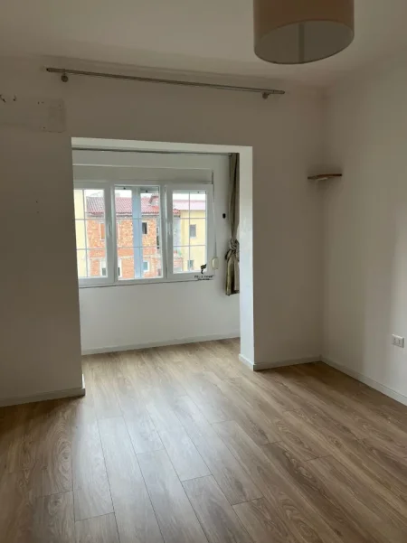 Tirane, shitet apartament 1+1 Kati 5, 69 m² 175.000 € (MYSLYM SHYRI)