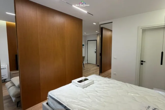 Tirane, jepet me qera garsonier 1+1 Kati 3, 57 m² 550 € (Rruga simon Gjoni)