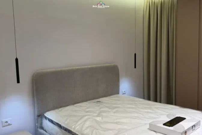 Tirane, jepet me qera garsonier 1+1 Kati 3, 57 m² 550 € (Rruga simon Gjoni)