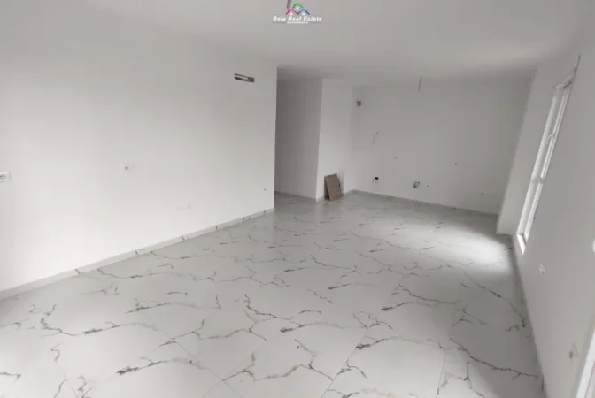 Tirane, jepet me qera zyre Kati 2, 100 m² 600 € (Don Bosko)