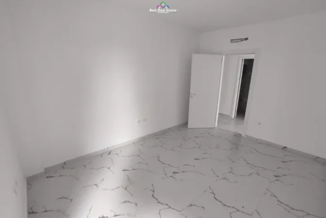 Tirane, jepet me qera zyre Kati 2, 100 m² 600 € (Don Bosko)