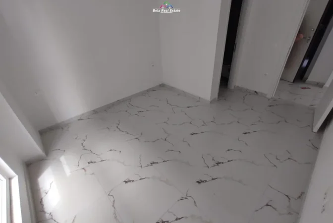 Tirane, jepet me qera zyre Kati 2, 100 m² 600 € (Don Bosko)