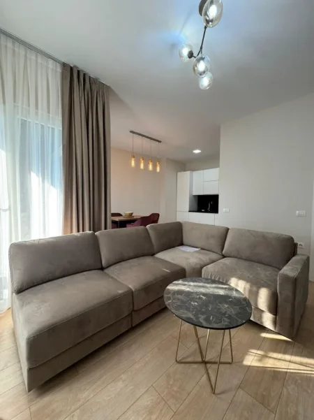 Tirane, jepet me qera apartament 2+1+Aneks+Ballkon Kati 4, 115 m² 1.500 € 