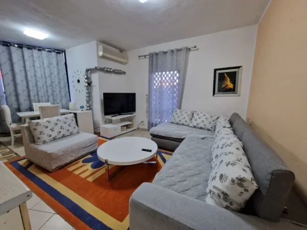 Tirane, jepet me qera apartament 2+1 Kati 1, 90 m² 600 € (Rruga Isuf Elezi)