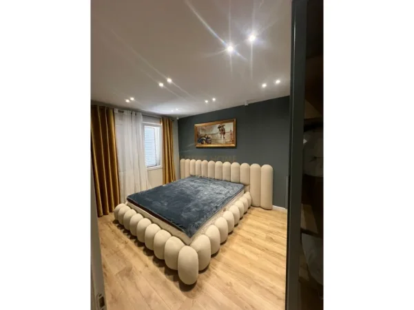 Tirane, jepet me qera apartament 1+1+Ballkon Kati 5, 44 m² 750 € (Bllok)