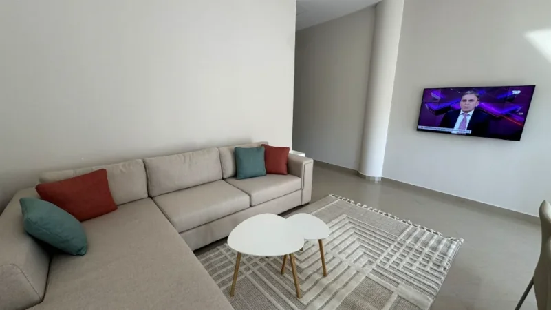 Tirane, jepet me qera apartament 1+1 Kati 0, 65 m² 500 € (Jordan Misja)
