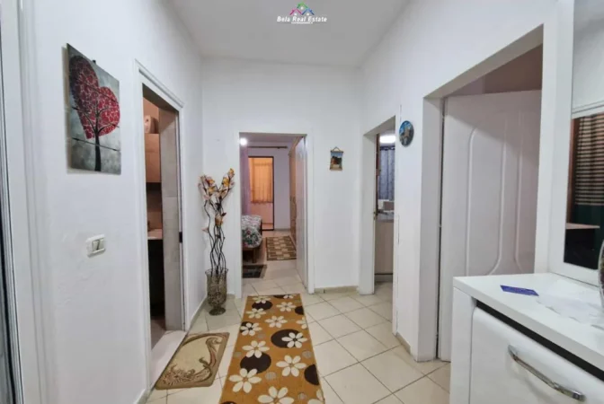 Tirane, jepet me qera apartament 2+1 Kati 1, 90 m² 600 € (selite)
