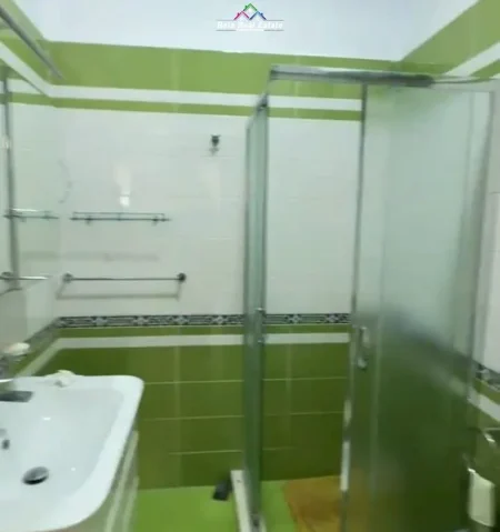 Tirane, shes apartament 2+1 Kati 5, 92 m² 258.000 € (kopshti zoologjik)