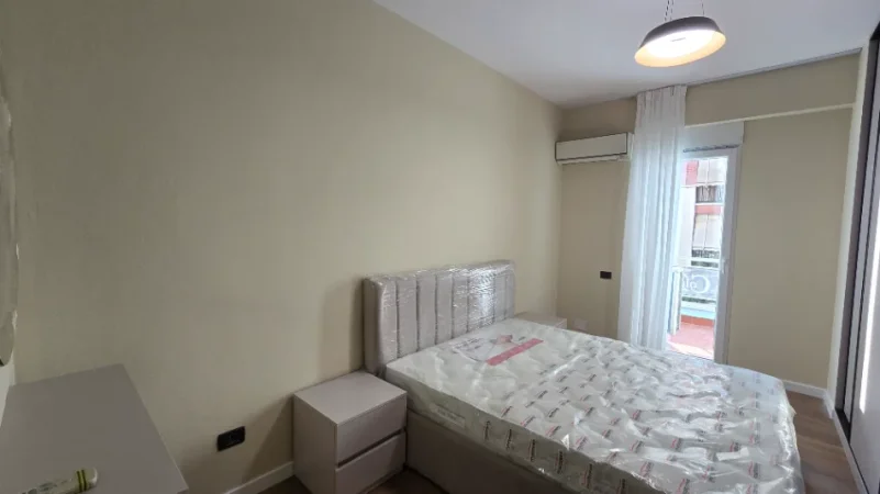 Tirane, shitet apartament 1+1 Kati 3, 62 m² 149.000 € (rruga xhanfize keko)