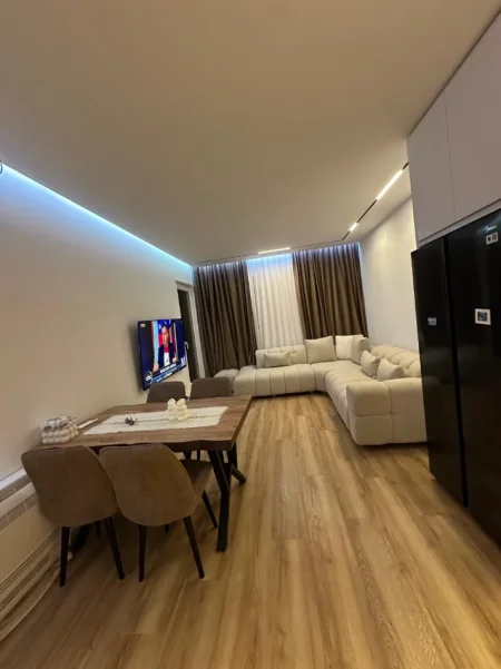 Tirane, shitet apartament 2+1+Ballkon Kati 8, 96 m² 145.000 € (Gryka Kacanikut)