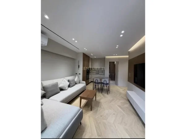 Tirane, jepet me qera apartament 1+1 Kati 4, 65 m² 1.000 € (myslym shyri)