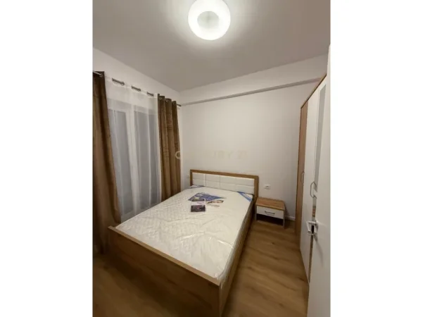 Tirane, jepet me qera apartament 1+1 Kati 3, 55 m² 500 € 
