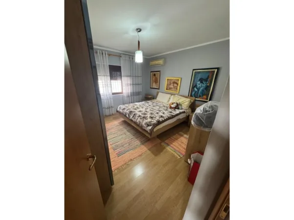 Tirane, shitet shtepi 1 Katshe Kati 1, 287 m² 320.000 € (Allias)