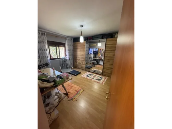 Tirane, shitet shtepi 1 Katshe Kati 1, 287 m² 320.000 € (Allias)