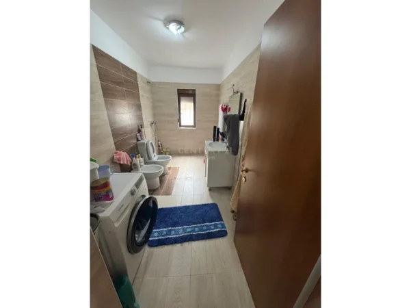 Tirane, shitet shtepi 1 Katshe Kati 1, 287 m² 320.000 € (Allias)