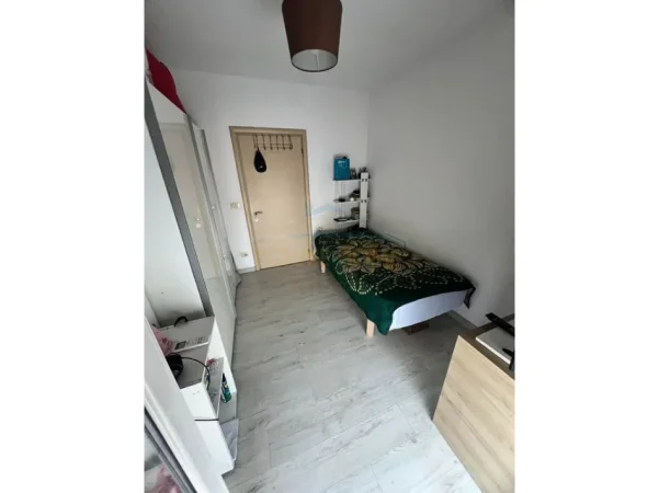 Tirane, shitet apartament 3+1+Ballkon Kati 6, 120 m² 199.999 € (Unaza e Re)