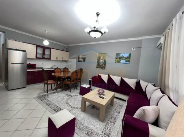 Tirane, jepet me qera apartament 2+1+Ballkon Kati 6, 70 m² 598 € (Tregu Elektrik)
