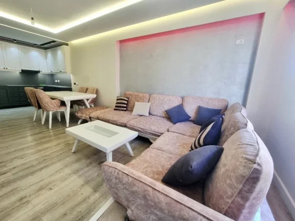 Shqiperi, shes SHITET SUPER APARTAMENT NE ASTIR 205.000 €