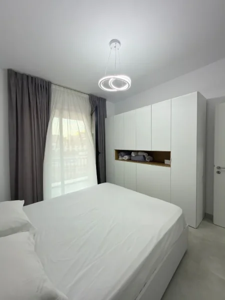 Tirane, jepet me qera apartament 1+1 Kati 5, 67 m² 530 € 