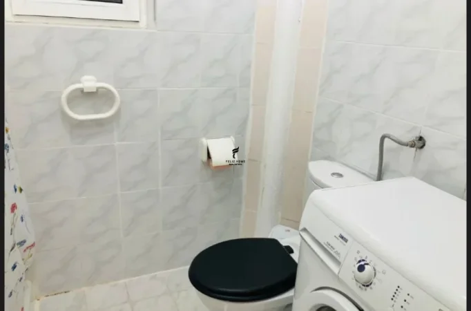 Tirane, jepet me qera apartament 1+1 Kati 2, 60 m² 450 € (VASIL SHANTO)