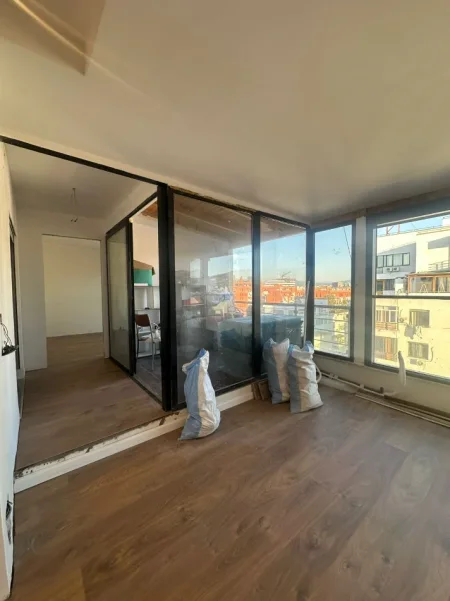 Tirane, shitet apartament 2+1+Ballkon Kati 10, 105 m² 290.000 € (Delijorgji)
