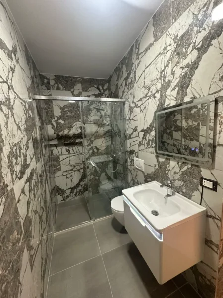 Tirane, shitet apartament 2+1+Ballkon Kati 10, 105 m² 290.000 € (Delijorgji)