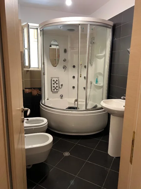 Tirane, shitet apartament 2+1 Kati 6, 90 m² 195.000 € 