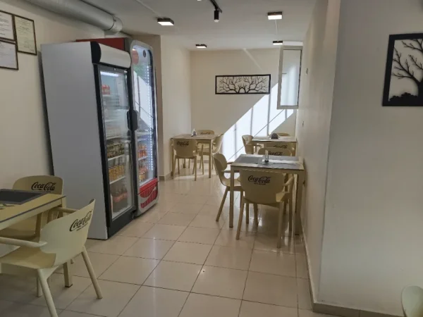 Shitet Biznes Restorant/Fast Food 2 milion Lek
