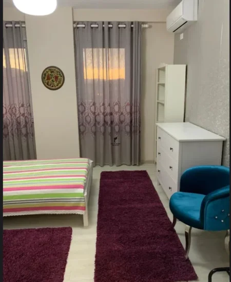 Tirane, jepet me qera apartament 3+1 Kati 4, 120 m² 850 € (STACIONI TRENIT)