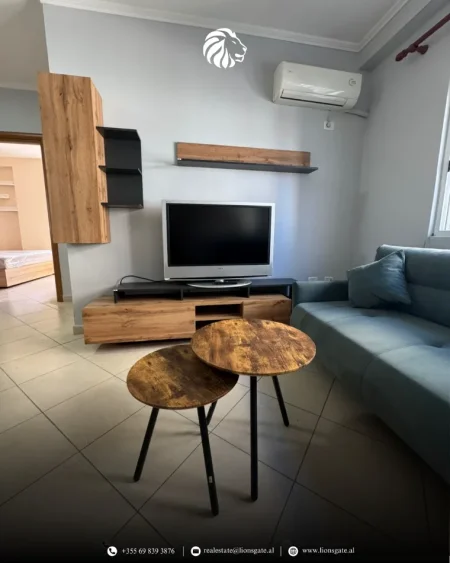 Tirane, jap me qera apartament 2+1 , 85 m² 650 € 