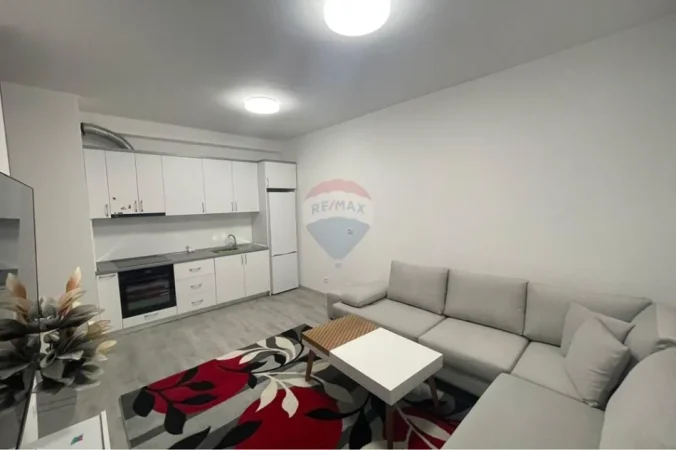 Tirane, jepet me qera apartament 1+1+Ballkon , 66 m² 400 € (Univers City)