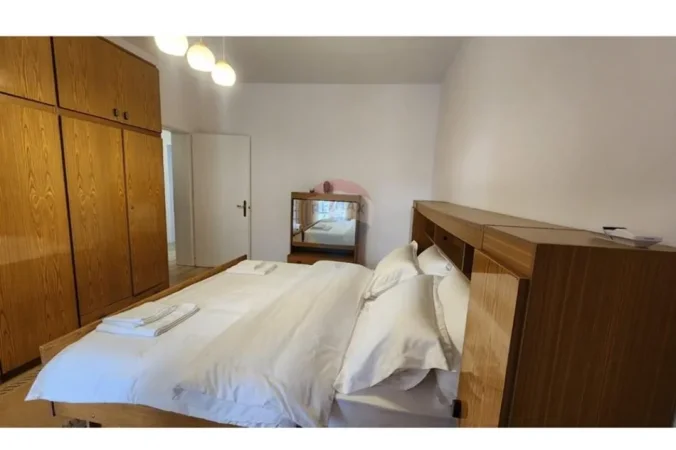 Tirane, jepet me qera apartament 2+1 Kati 5, 90 m² 630 € (Rruga e Durresit)
