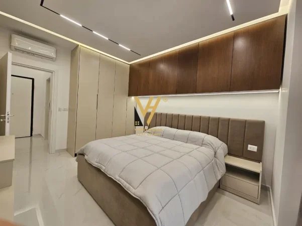 Tirane, jepet me qera apartament 1+1+Ballkon Kati 6, 80 m² 800 € (ZOGU I ZI)