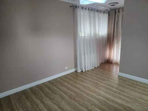 Tirane, jepet me qera apartament , 300 m² 2.000 € (LONG HILL RESIDENCE)