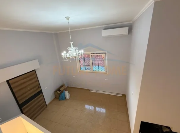 Tirane, shes apartament duplex 1+1 Kati 1, 45 m² 85.000 € (Shefqet Kuka)