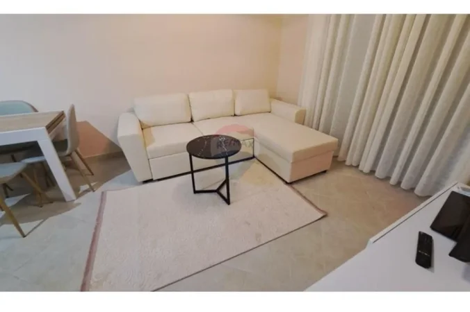 Tirane, shitet apartament 2+1+Ballkon Kati 5, 81 m² 240.000 € (Mine Peza)
