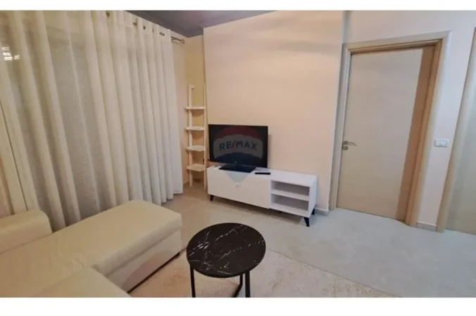 Tirane, shitet apartament 2+1+Ballkon Kati 5, 81 m² 240.000 € (Mine Peza)