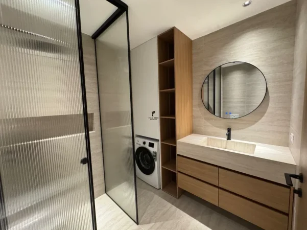 Tirane, jepet me qera apartament 1+1 Kati 3, 68 m² 950 € (KOMUNA E PARISIT)