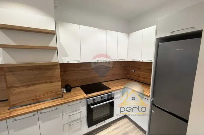 Jepet me qera apartament 3+1+Aneks+Ballkon Kati 6, 155 m² 1.400 €