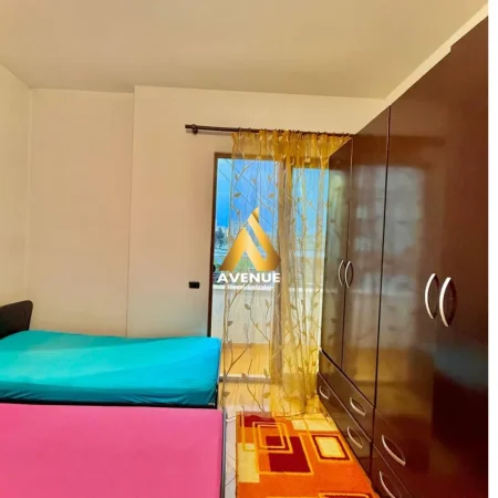 Tirane, jepet me qera apartament 1+1 Kati 3, 70 m² 430 € 
