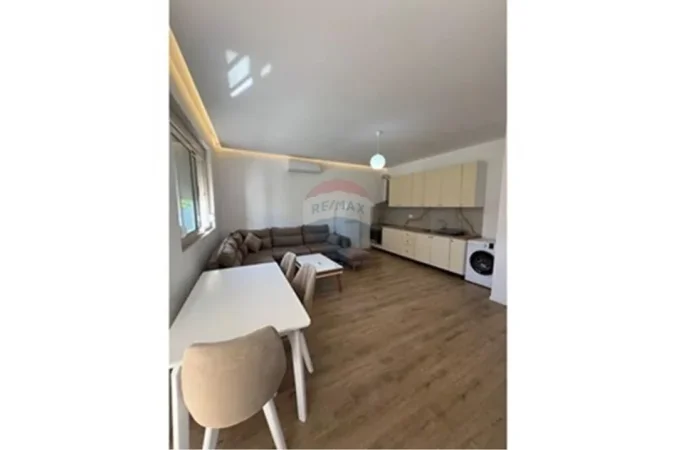 Tirane, jepet me qera apartament 2+1 , 78 m² 470 € (Don Bosko)