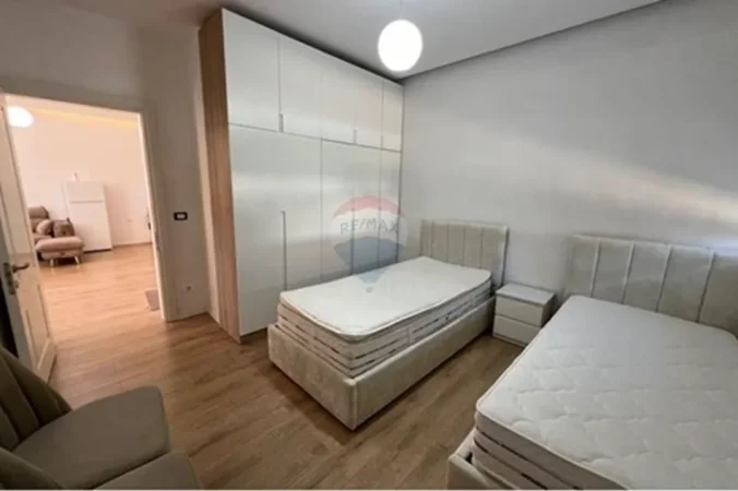 Tirane, jepet me qera apartament 2+1 , 78 m² 470 € (Don Bosko)