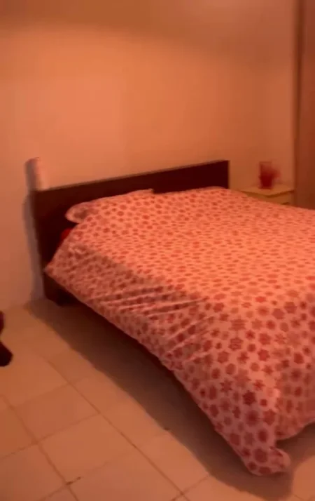 Tirane, jepet me qera apartament 3+1 Kati 4, 92 m² 650 € (Pallati Me Shigjeta)