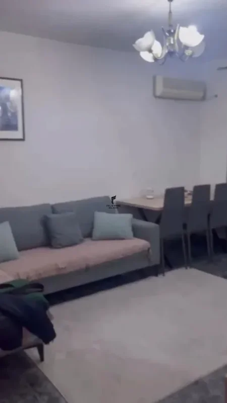 Tirane, jepet me qera apartament 3+1 Kati 4, 93 m² 650 € (VASIL SHANTO)