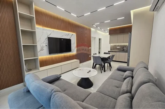 Tirane, jepet me qera apartament 1+1+Ballkon Kati 6, 75 m² 850 € (Zogu i zi)