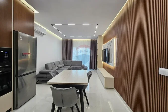 Tirane, jepet me qera apartament 1+1+Ballkon Kati 6, 75 m² 850 € (Zogu i zi)